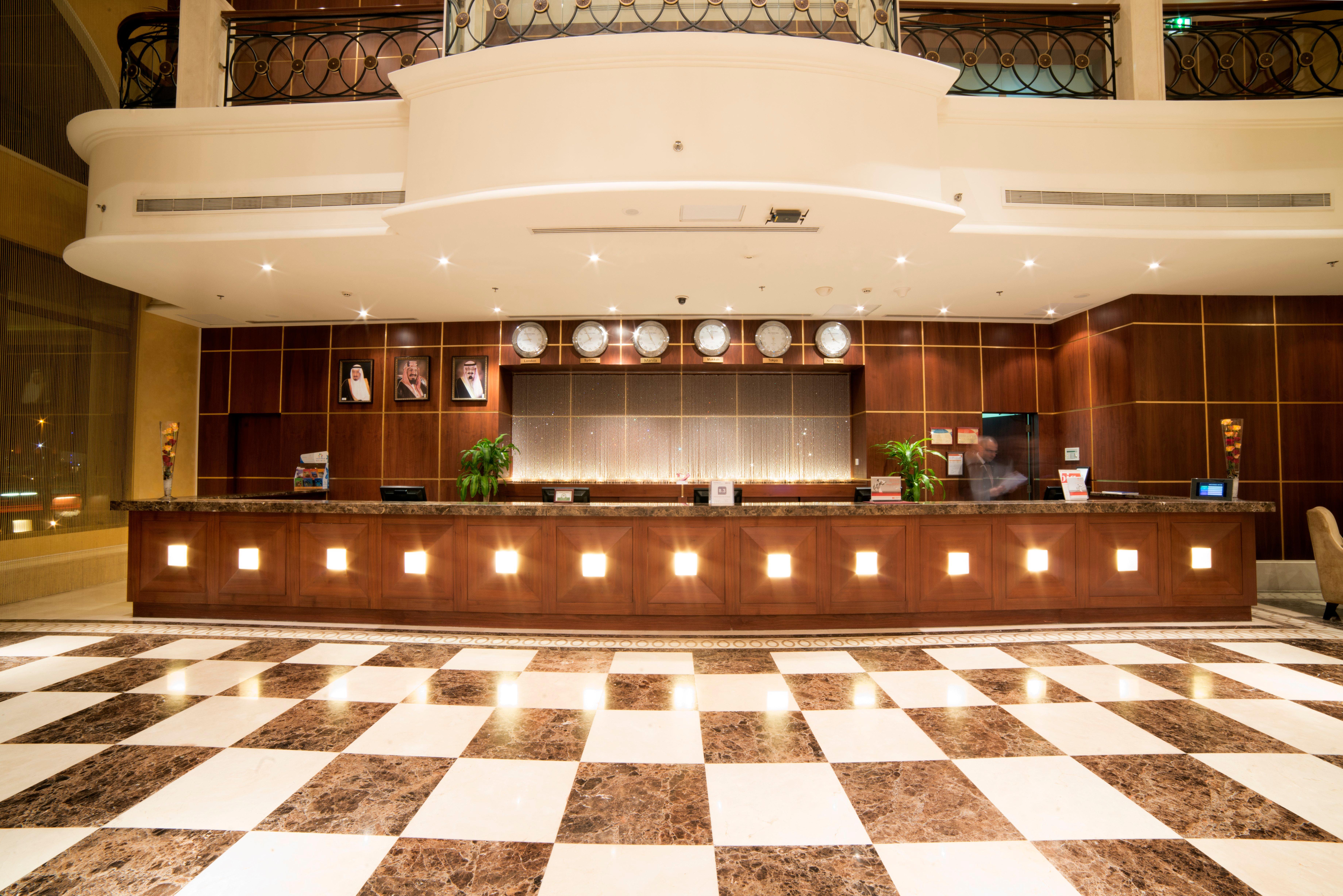 Hotel Crowne Plaza Al Khobar By Ihg Zewnętrze zdjęcie The lobby of the hotel