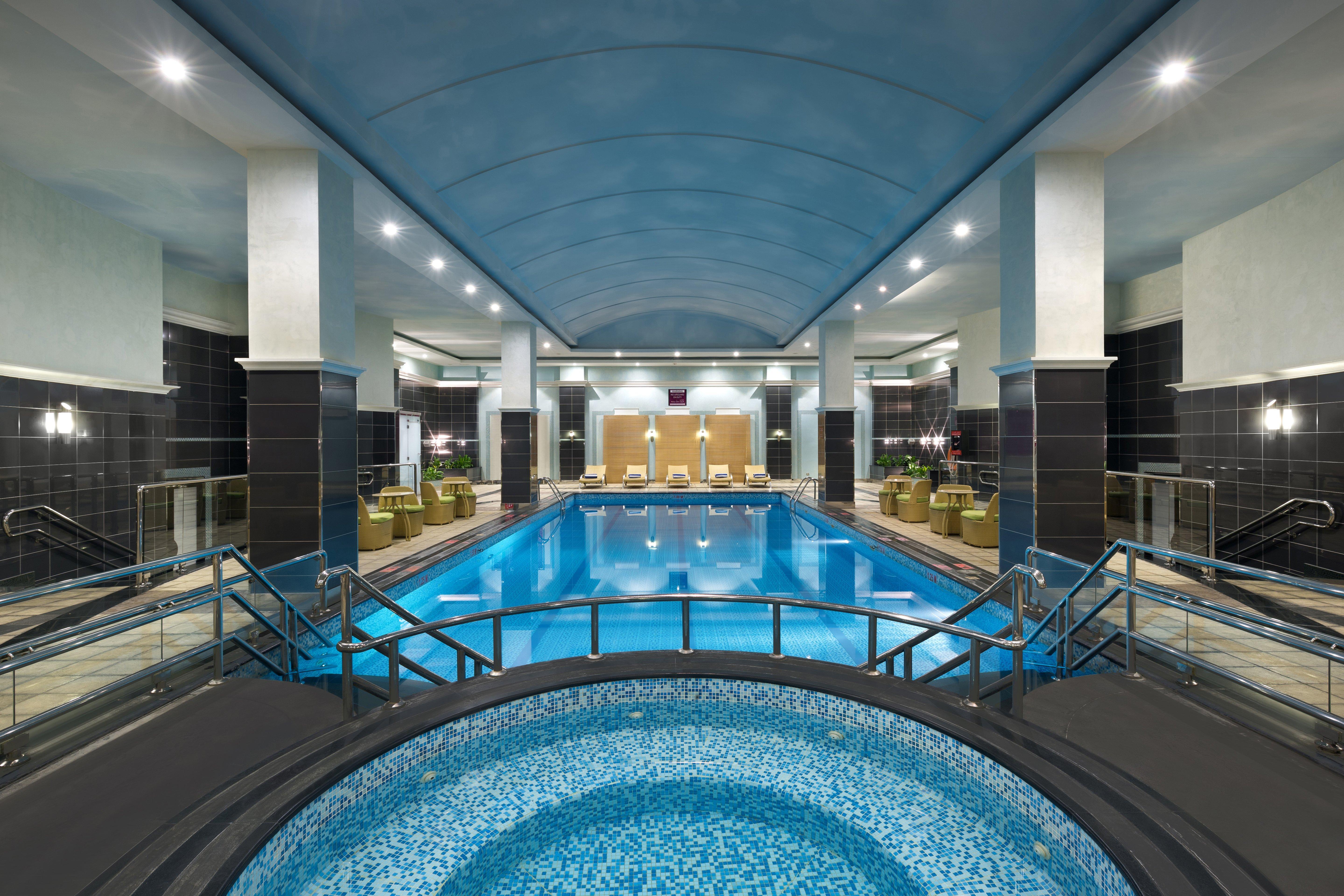 Hotel Crowne Plaza Al Khobar By Ihg Zewnętrze zdjęcie The swimming pool at the hotel
