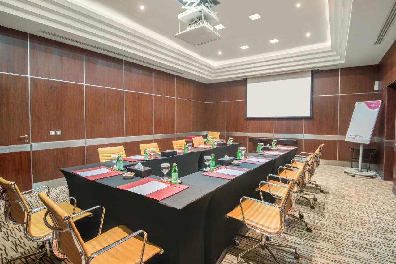 Hotel Crowne Plaza Al Khobar By Ihg Zewnętrze zdjęcie Meeting room