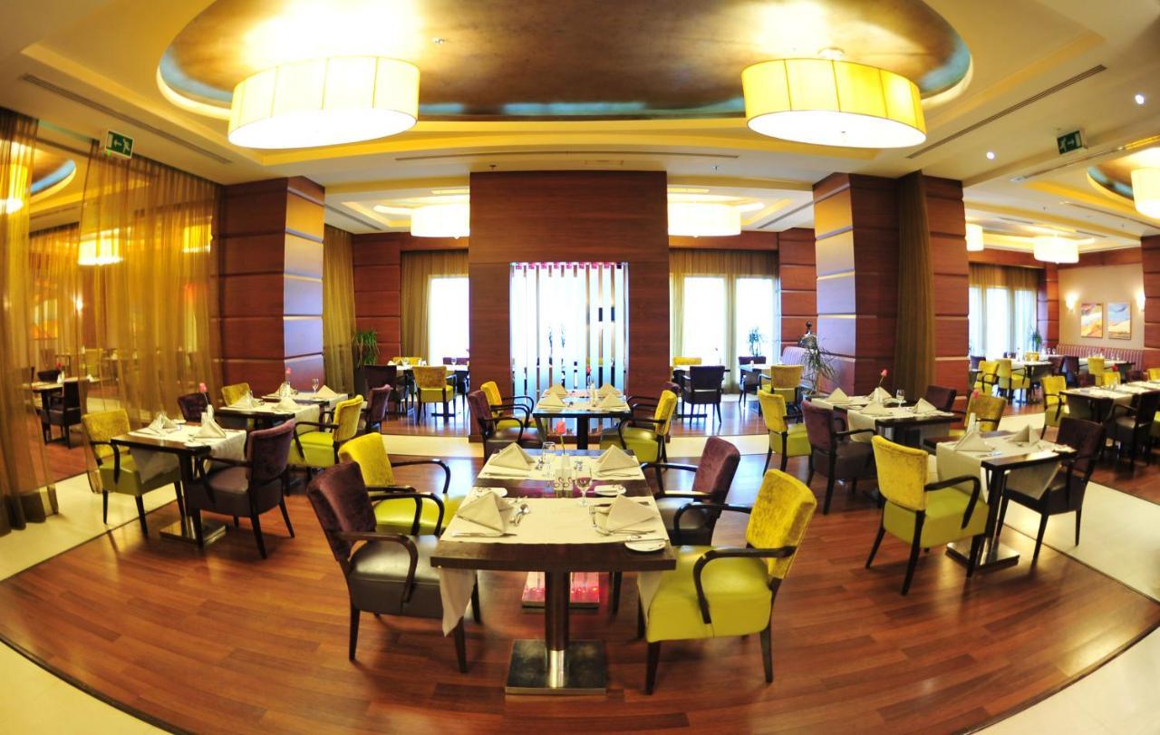 Hotel Crowne Plaza Al Khobar By Ihg Zewnętrze zdjęcie The restaurant